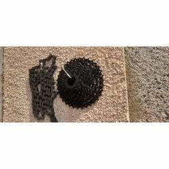 Cassette Autre Marque -Specialized Soldes cassette et chaine 8 vitesses 3