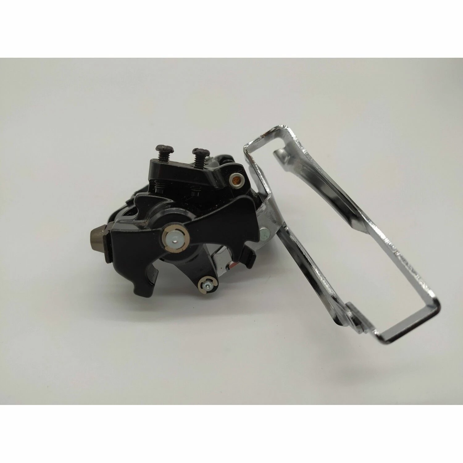 Dérailleur Avant Autre Marque 4 Dérailleur Avant Autre Marque – Image 2