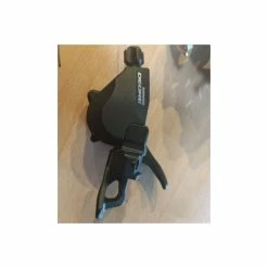 Shimano Dérailleur Avant 11 Shimano Dérailleur Avant -Specialized Soldes ensemble derailleur avant deore plus manette 4