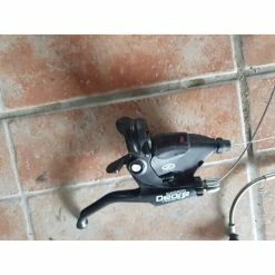 Shimano Commandes De Vitesses / Shifters 10 Shimano Commandes De Vitesses / Shifters -Specialized Soldes equipements complets shimano 2