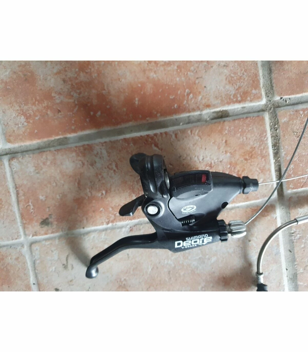 Shimano Commandes De Vitesses / Shifters 5 Shimano Commandes De Vitesses / Shifters – Image 3
