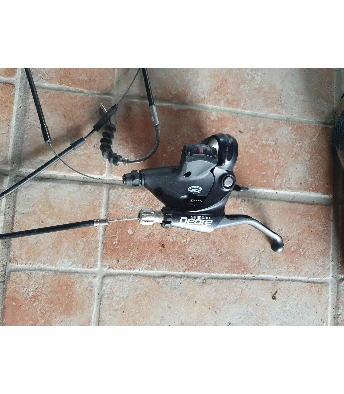 Shimano Commandes De Vitesses / Shifters 7 Shimano Commandes De Vitesses / Shifters – Image 5