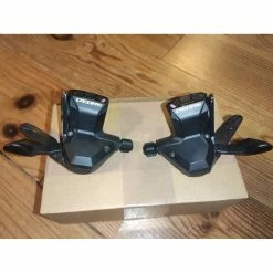 Commandes De Vitesses / Shifters Shimano