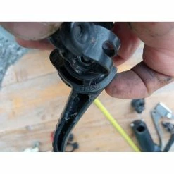 Commandes De Vitesses / Shifters -Specialized Soldes manette vitesses plus manette plateaux shimano slty 22 3