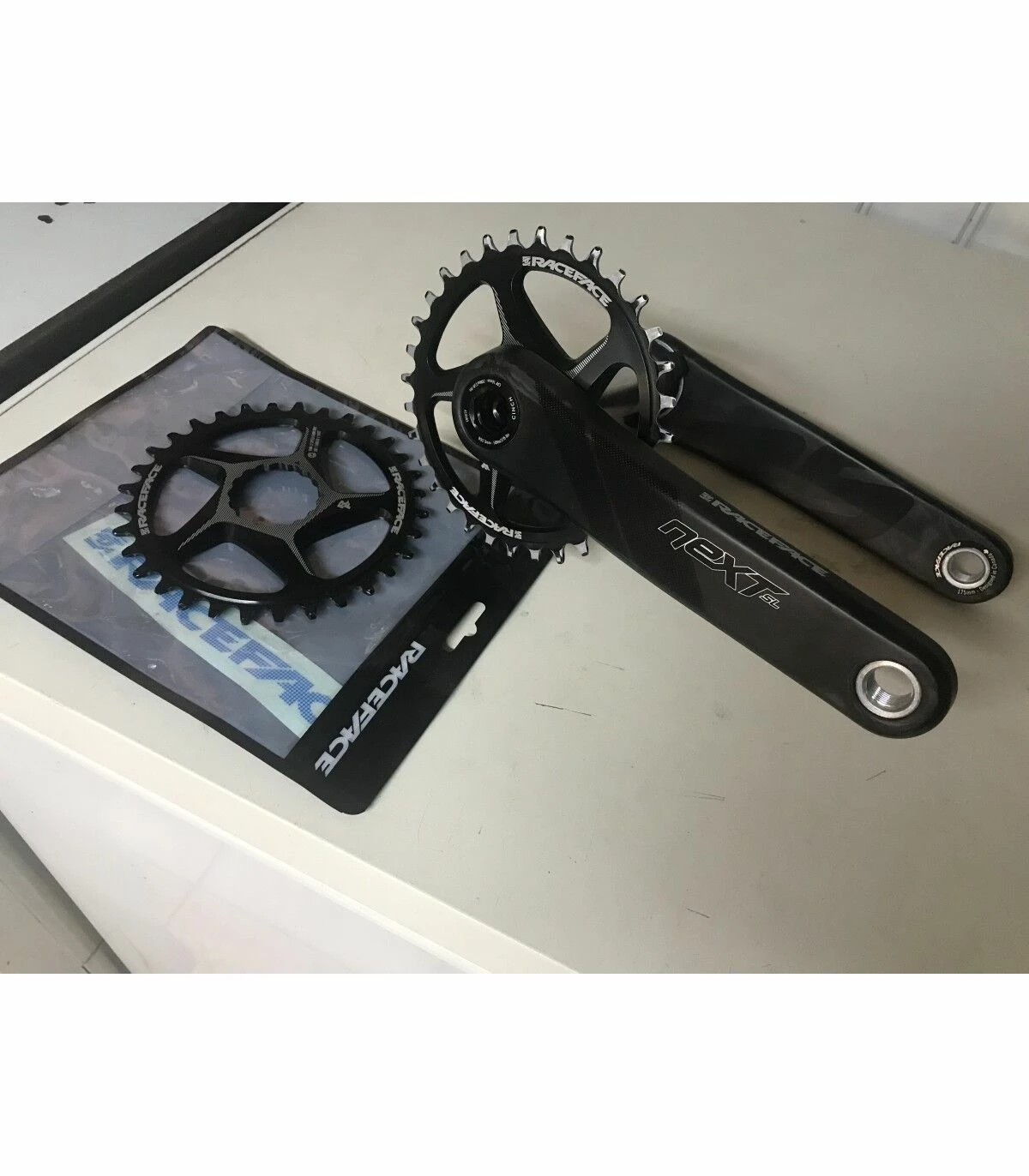 Shimano Pédalier 4 Shimano Pédalier – Image 2