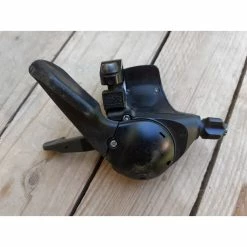 Commandes De Vitesses / Shifters 7 Commandes De Vitesses / Shifters -Specialized Soldes shifter 3 plateaux acera 1