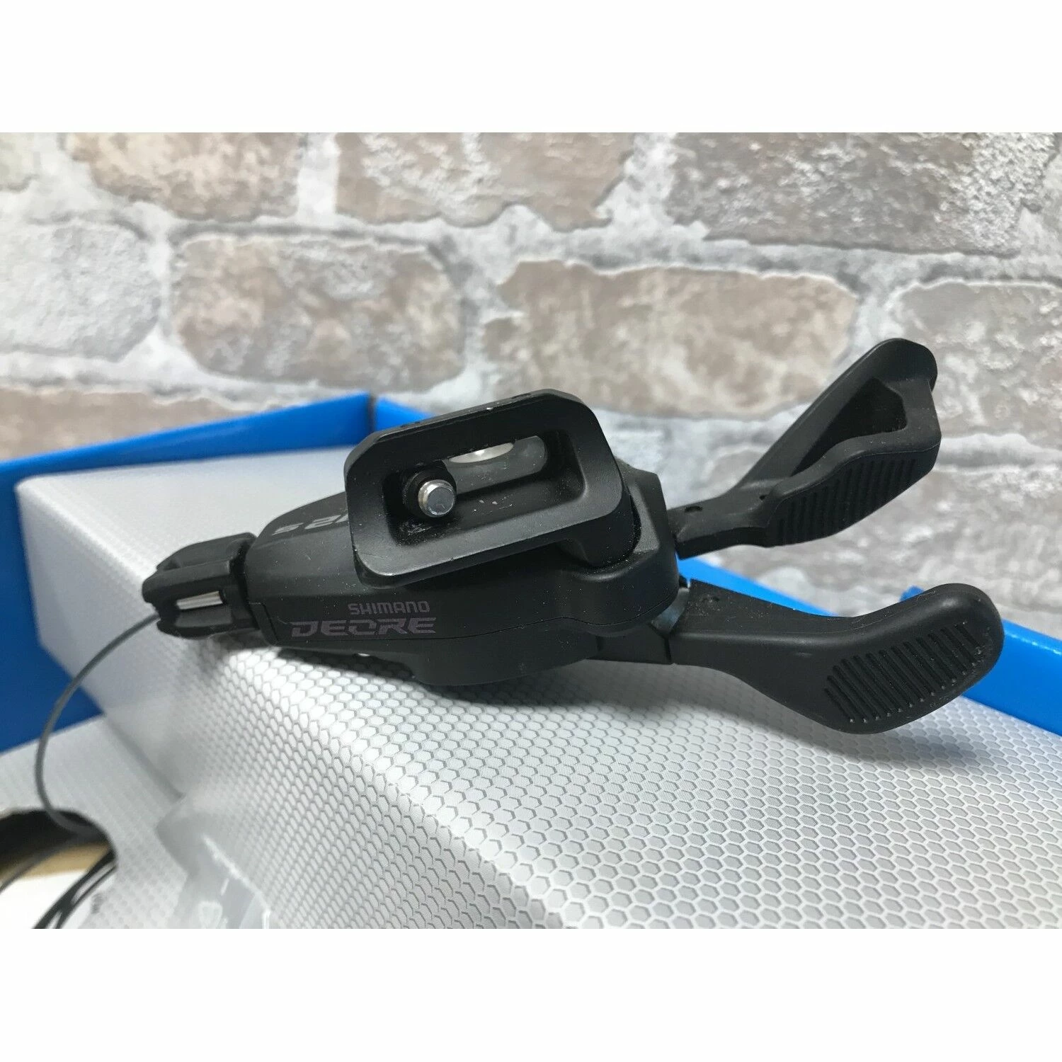 Commandes De Vitesses / Shifters Shimano 6 Commandes De Vitesses / Shifters Shimano – Image 4